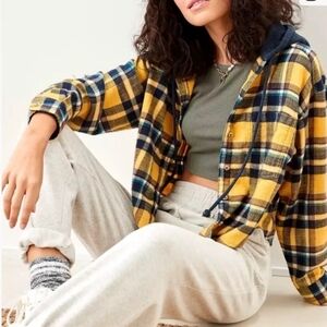 NWT! AMERICAN EAGLE Plaid Yellow and Blue Women's Top